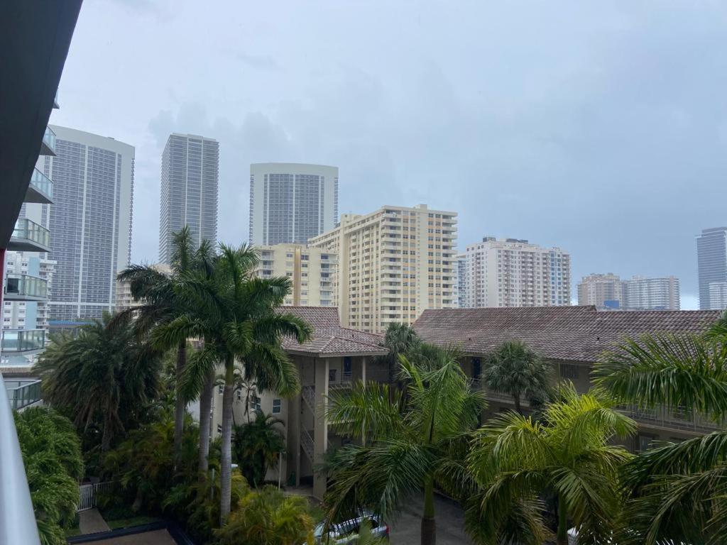 Studio 2Bed Beach Apmt With Amazing Views 30B Hallandale Beach Extérieur photo